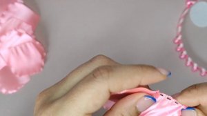 Ободок из атласной ленты 5 см .