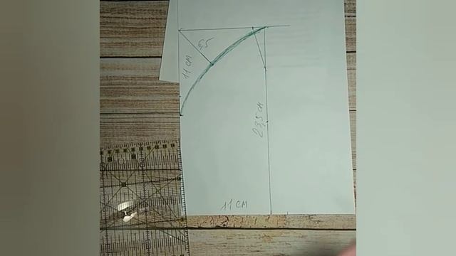 Как построить выкройку простой трикотажной шапки ⧸ Выкройка шапки бини ⧸ Шапка своими рукамиКак пост смотреть онлайн