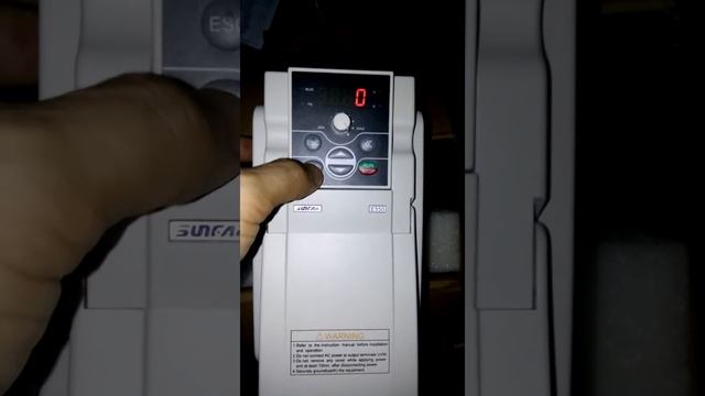 Cài đặt biến tần e550 cho card v8 hoặc ca100 tại kho máy đục Bình nguyên смотреть онлайн