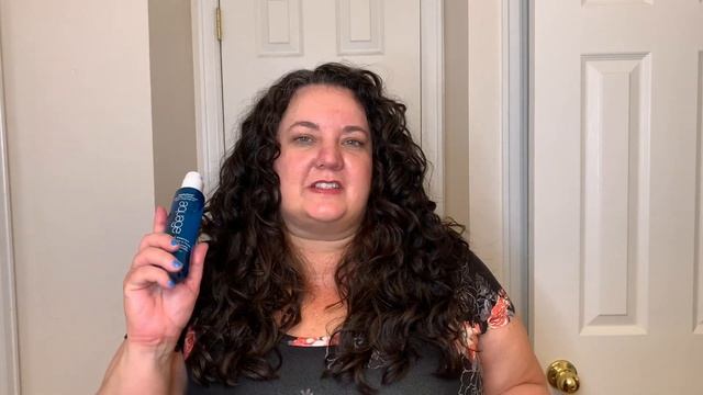 Cocktailing Hair Products vs Layering Them / Hairstylist Tips смотреть онлайн