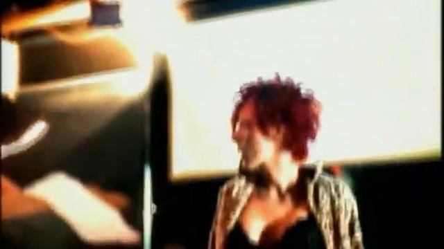 Mylène Farmer - California [HQ] + Lyrics! смотреть онлайн