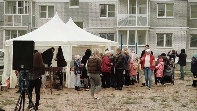 Субботник с УК ТРИС смотреть онлайн