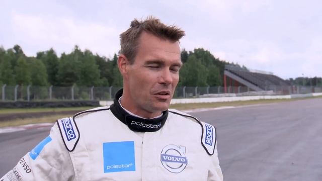 Volvo S60 Polestar: Race Car Vs Road Car - Fifth Gear смотреть онлайн
