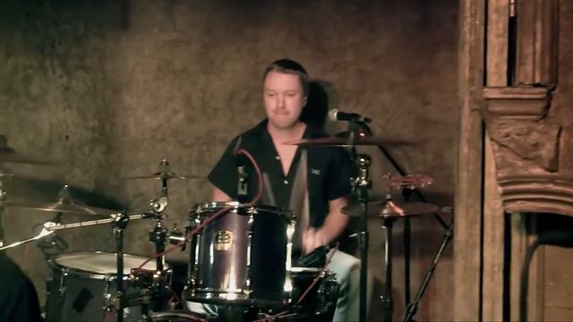 Сергей Прокофьев (Drums) - Соло в Я смотрю на них смотреть онлайн
