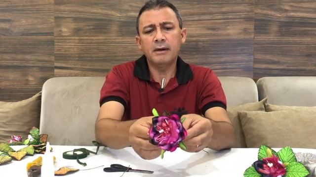 ARRANJO COM A FLOR DA CARAMBOLA смотреть онлайн