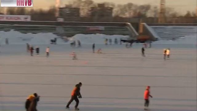 На нижегородских ледовых площадках организованы массовые катания смотреть онлайн