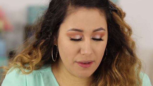 Makeup Forever Matte Velvet Powder Foundation ON DRY SKIN смотреть онлайн