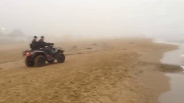 Владивосток. Шамора. Открытие купального сезона.30.06.2013. Вода и воздух +16. смотреть онлайн