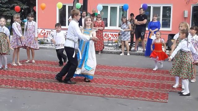 Классный весёлый русский танец. смотреть онлайн