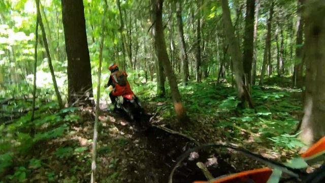 KTM 250 XCF-W vs Honda CRF 250x смотреть онлайн