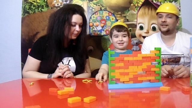 Играем в настольную игру КОТЁНОК НА СТРОЙКЕ из магазина fix price смотреть онлайн