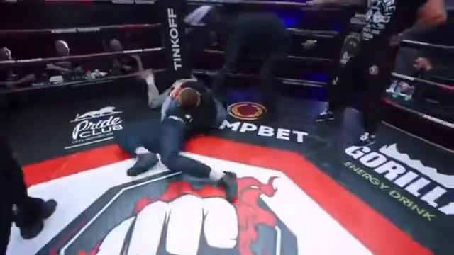 АКАБ vs ТАРАСОВ Наигранно ли это смотреть онлайн