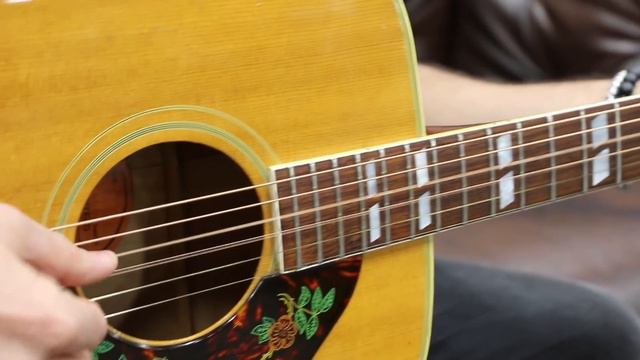 Guitar of the Day: 1964 Gibson Dove | Norman's Rare Guitars смотреть онлайн