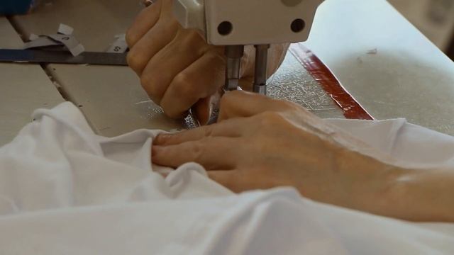 Открываем секреты #одежда #производство #пошиводежды #российскиедизайнеры смотреть онлайн