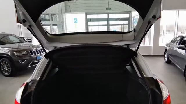 RENAULT MEGANE смотреть онлайн