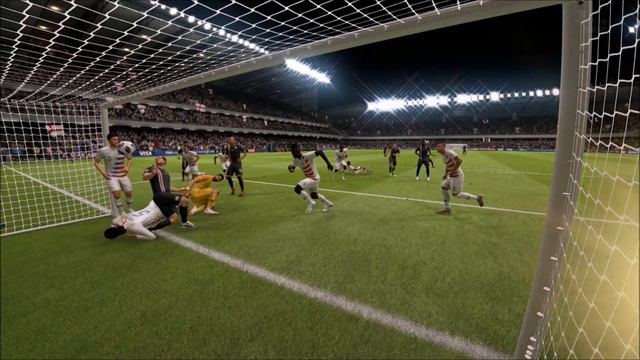 FIFA 19: 90 RATED ICON ROY KEANE PLAYER REVIEW смотреть онлайн