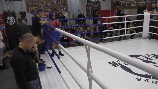 Открытый ринг дети боксерский клуб Ударник 16 декабря 2017 80 смотреть онлайн
