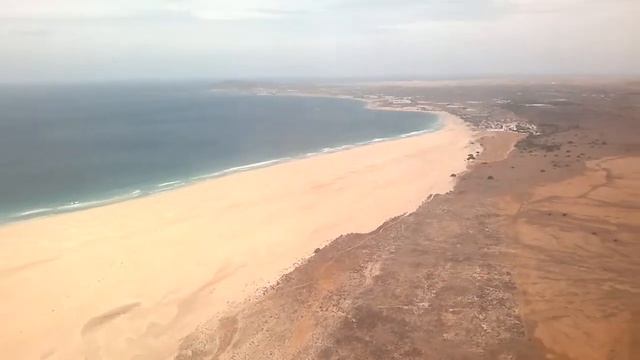 Посадка на остров Боа Виста, Острова Кабо Верде. смотреть онлайн