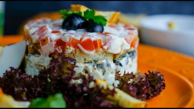 Слоеный салат с сыром смотреть онлайн