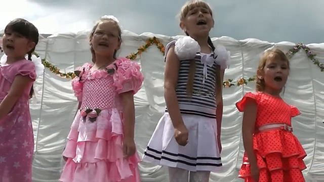 Сабантуй(Гырон быдтон) 2015 с.Старый Варяш Янаульского района Башкортостан(20сек пропуск) смотреть онлайн
