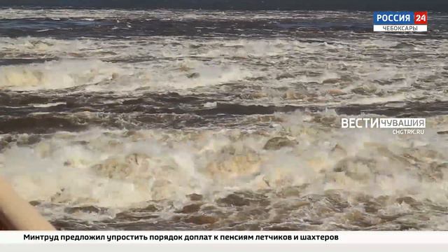 Чебоксарская ГЭС обеспечивает безаварийный пропуск весеннего половодья смотреть онлайн