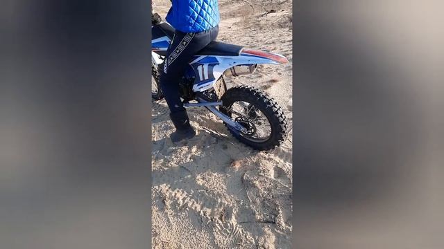 на питбайке PROTAPER... выехали в пустыню ! очень весело