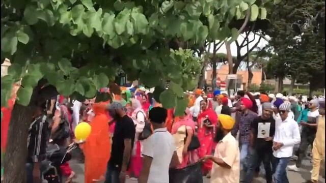 Nagar Kirtan Italy City Sabaudia смотреть онлайн