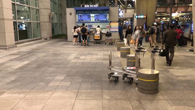 Южная Корея:  ROOMTOUR / АВИАПЕРЕЛЁТ / ТАМОЖНЯ