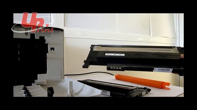 Insertion Samsung CLP 320 UPrint смотреть онлайн