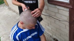 Деда бреют налысо. Лысый челлендж(bald challenge). 07.06.2012. Часть пятая.