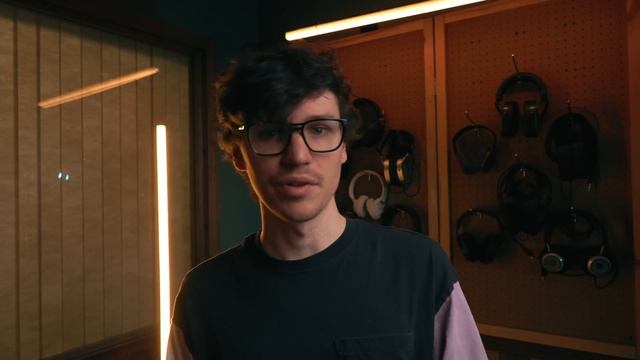 They say it's the BEST gaming headset... смотреть онлайн