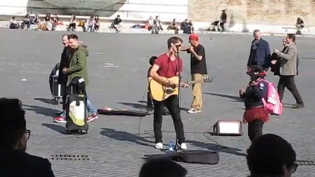 Уличный певец на площади Пополо в Риме - (Piazza de Popolo) смотреть онлайн