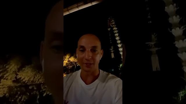 Обращения франчизи Лазер Лав. смотреть онлайн