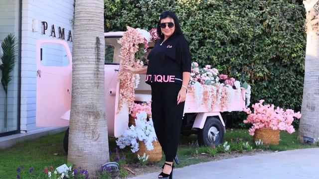 Магазин женской одежды больших размеров Amore. Сделать заказ можно на сайте: https://amore56.ru смотреть онлайн