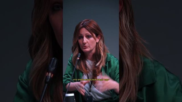 Жанна Томашевская о том, существует ли разница между поколениями на Петербургском правовом Саммите смотреть онлайн