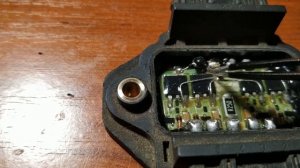 Троящий двигатель Audi A6, C5 причина и ремонт.