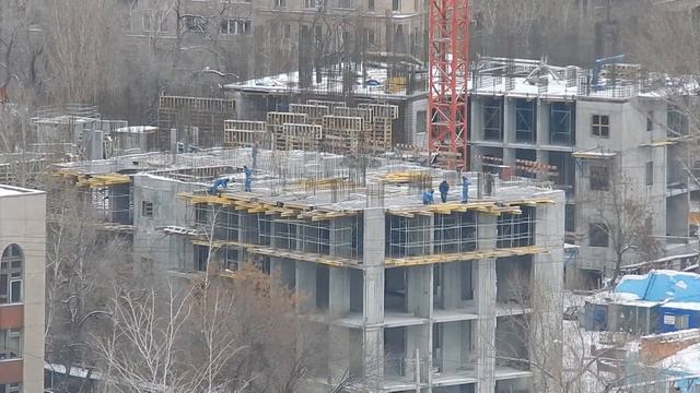 Строительство 23 этажного дома по улице Мичурина/Хользунова 1.02.2015 смотреть онлайн