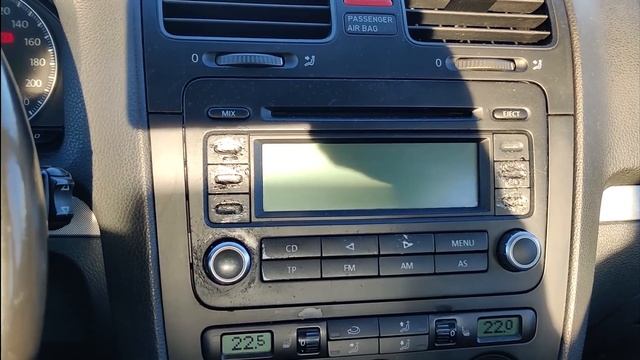 Volkswagen Golf 5 1.4 16v 75 de cai - Cat ulei consuma? Ce consum are? Scurt review! смотреть онлайн