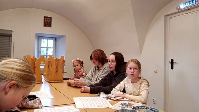 Подготовка к детской литургии на праздник Казанской иконы Божией матери Агиос (Трисвятое) смотреть онлайн