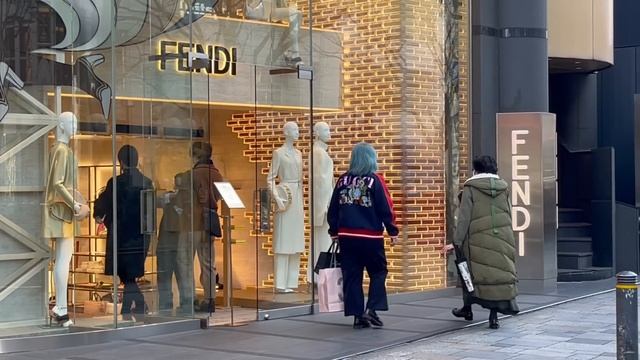 Японская мода. Что носят на улицах Токио. смотреть онлайн