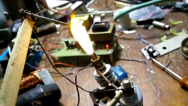 самодельный ВВ ВЧ трансформатор смотреть онлайн