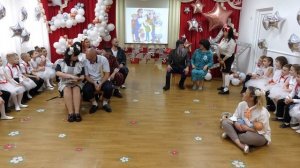 Семья Солнышкиных из Майкопа. Сценка с родителями на выпускном в детском саду № 22 "Жемчужинка"