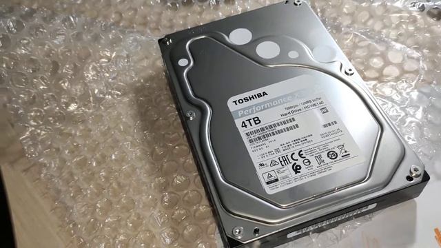 Toshiba 4TB X300 распаковка жесткого диска