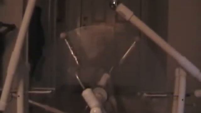 Машина Бонетти с лейденскими банками смотреть онлайн