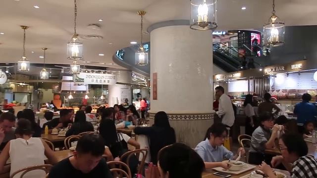BEST Singapore Food Court - Ion Orchard Food Opera Tour смотреть онлайн
