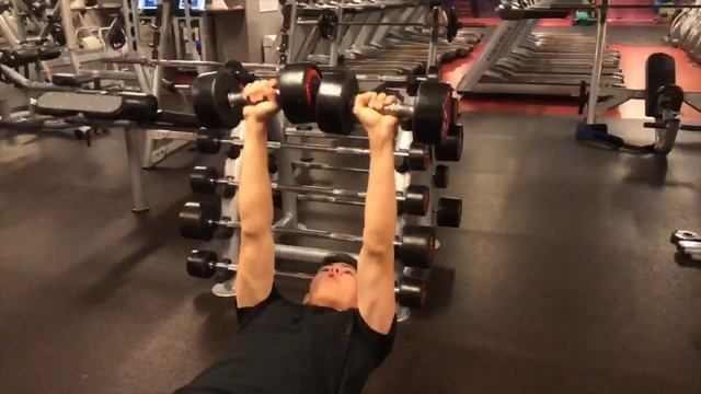 Влог:Брусья, гантели, турники, ор Олежи. Улучшаем монтаж. / EON 1 смотреть онлайн