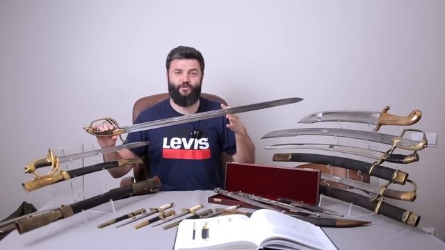 Русское именное оружие. Шашки, тесаки, кинжалы. от Екатерины до последнего царя. смотреть онлайн