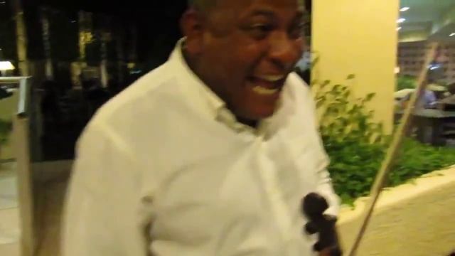 Кубинцы поют русскую песню "Владимирский Централ" смотреть онлайн