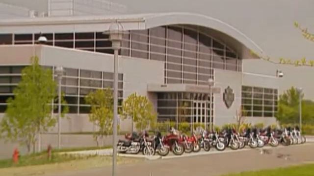 Harley-Davidson Race to the Rally. Plant 6 смотреть онлайн