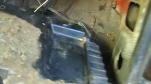 ⚠️ AUDI 80 B2 1.8 JN Где находится блок управления двигателем и коммутатор ?